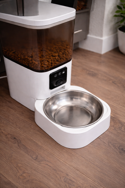 DOGMA® SMARTFEED — Alimenta a tu mascota, incluso cuando no estás.
