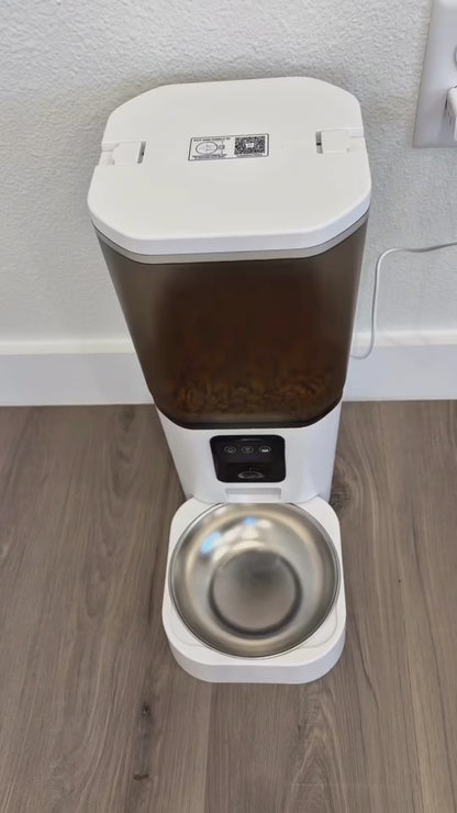 DOGMA® SMARTFEED — Alimenta a tu mascota, incluso cuando no estás.